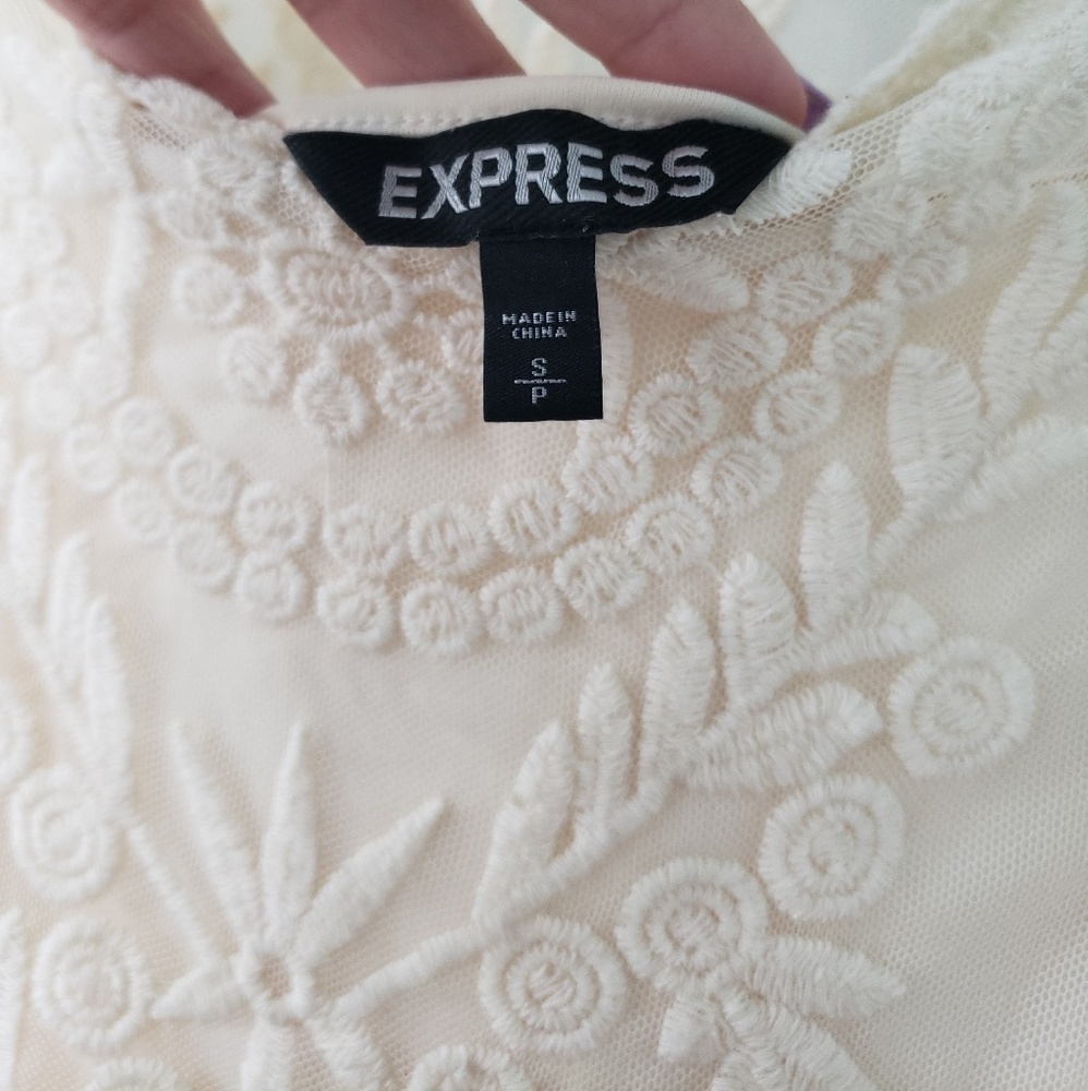 Express Cream Lace Dress Size S - Picture 4 of 6